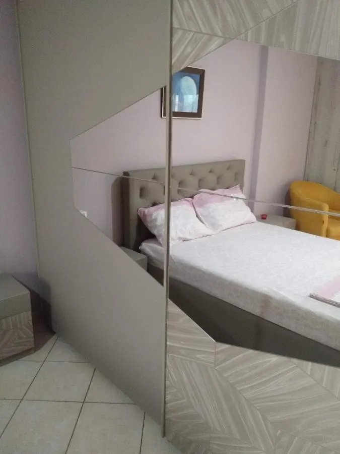 Sarah Appartamento Vlorë Αλβανία